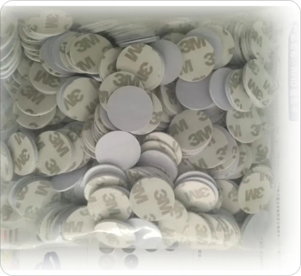 (100 pcs/lot) NFC 215 For Tagmo Switch Tags Cards 13.56MHz Round RFID Coin PVC Tag for All Mobile Phone Without Sticker With |