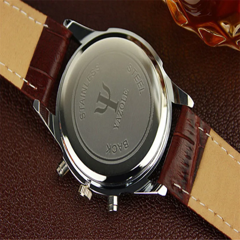 

Splendid New Luxury Fashion Faux Leather Men Blue Ray Glass Quartz Analog Watches Casual Cool Watch Brand Men Watches Hot