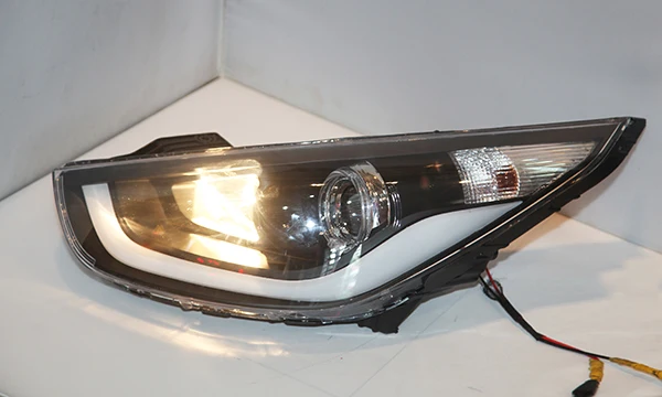 Для HYUNDAI Tucson IX35 светодиодный налобный фонарь светодиодный ангельские глазки черный корпус 2010 2011 2012 2013 передние лампы с комплектом HID