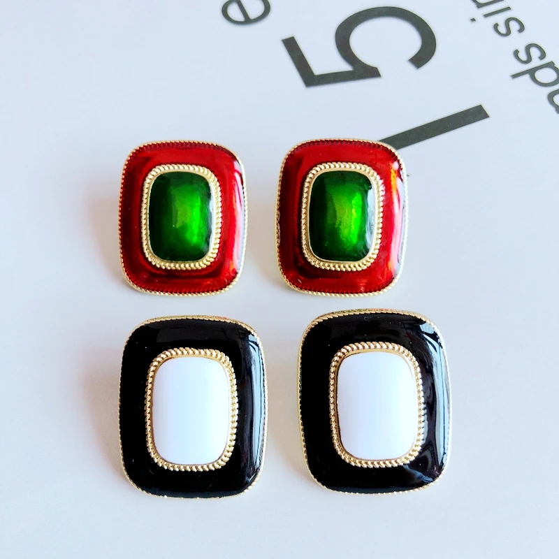 

Fashion Sweet Enamel Rectangle Mixed Color Stud Earrings Drip Glaze Brincos