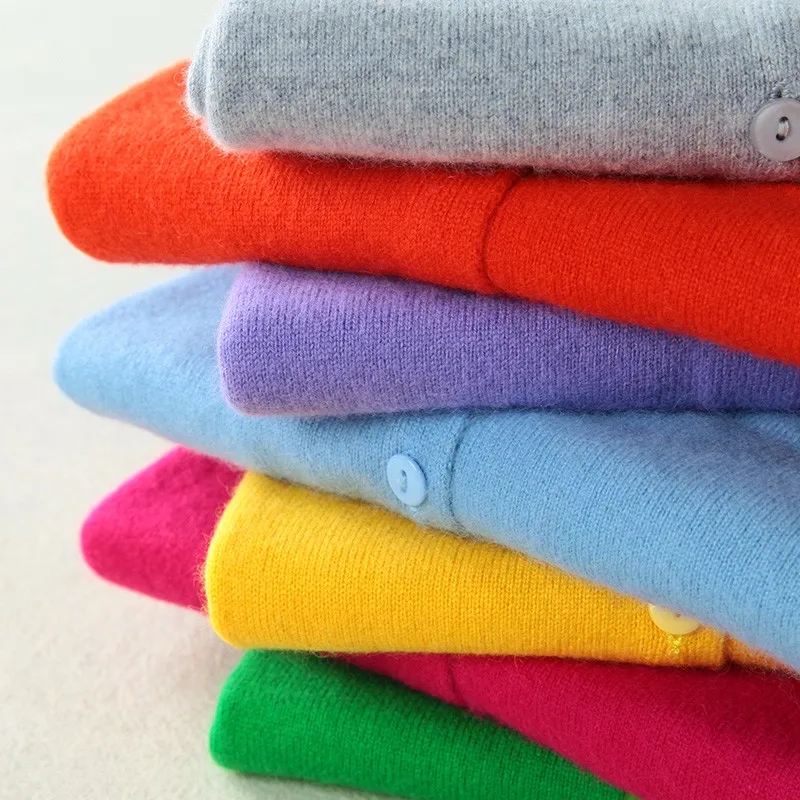 2017 кардиганы с v-образным вырезом однотонный короткий кардиган Feminino Basics женский