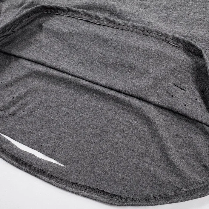 Футболка мужская рваная с круглым вырезом модная тенниска из хлопка крутая майка