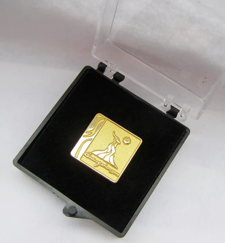 Размер 40 x40x20mm прозрачный пластиковый коробка дисплея для Для женщин Рак молочной