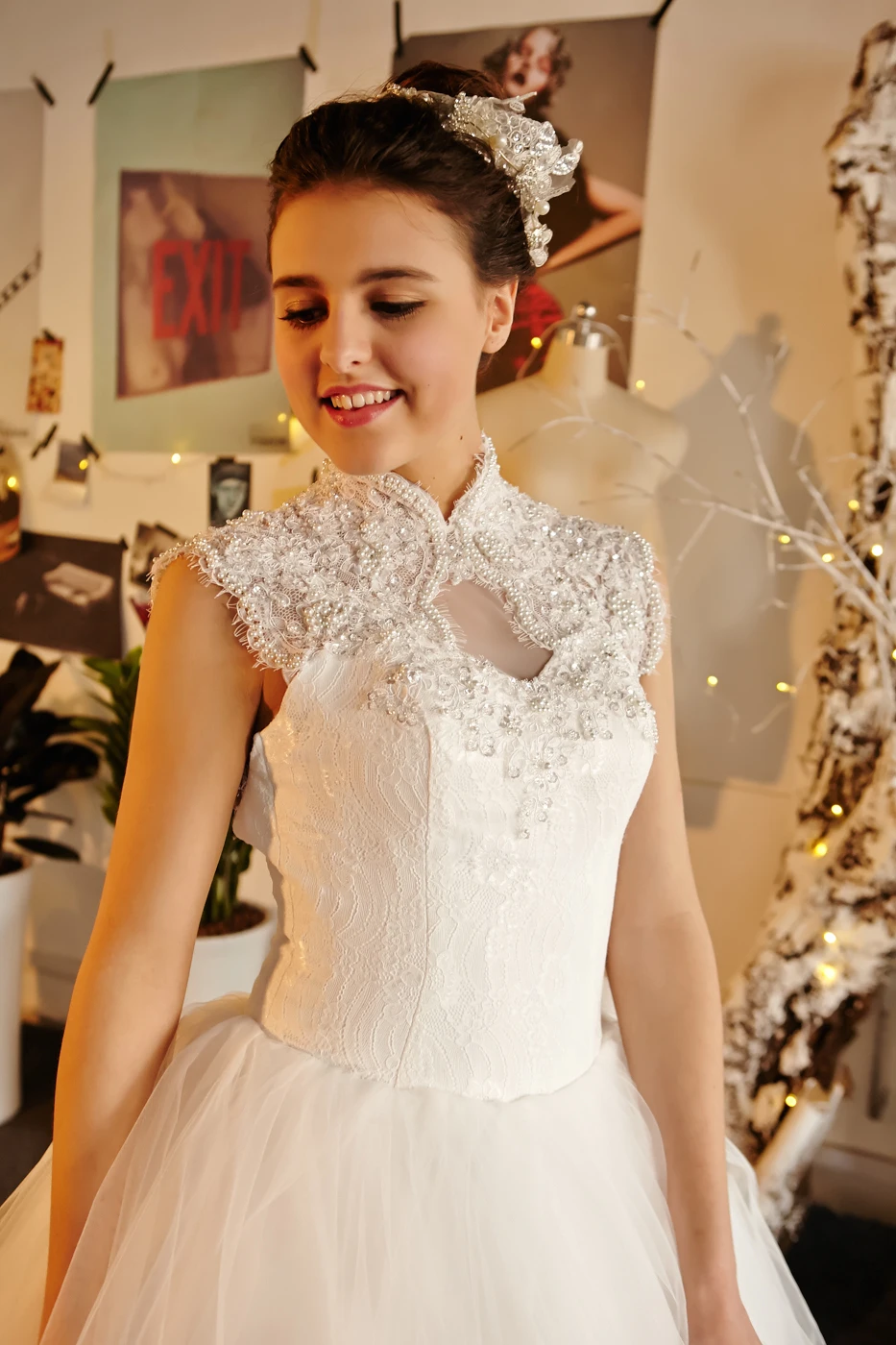 Женское свадебное платье с жемчужинами элегантное кружевное высокой горловиной