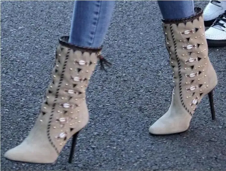 Женские ботинки из натуральной кожи с бахромой и ракушками | Обувь