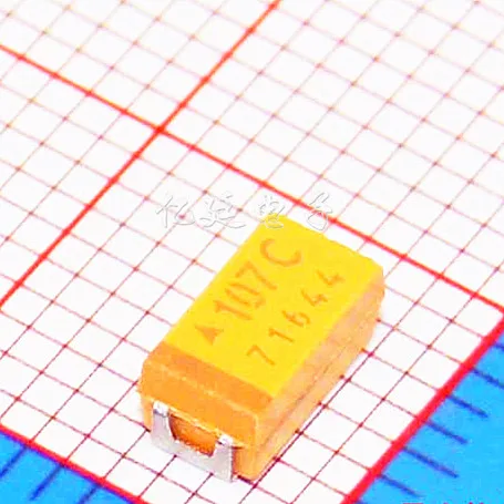 Чип танталовый конденсатор 107C 100 uF 16V Тип C 6032 10% воздуховод емкостный желтый