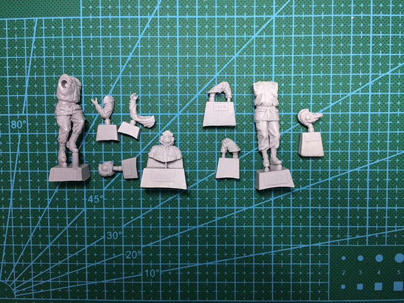 Неокрашенный комплект 1/35 Современный русский майка с круглым вырезом. Две фигуры и один бюст рисунок история фигура смолы комплект