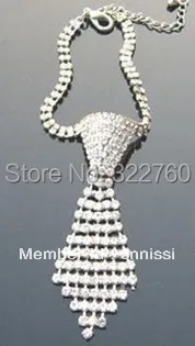 Модный галстук-бабочка со стразами для собак и домашних животных Бесплатная