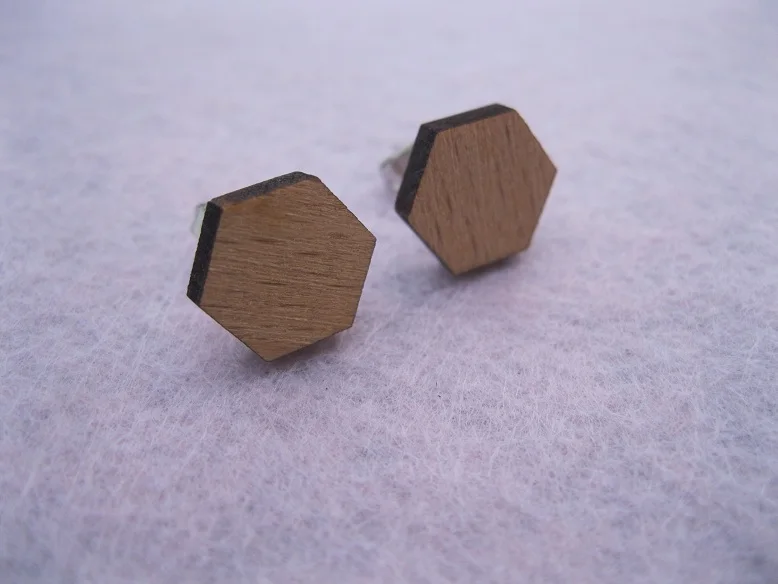 2014 модные ювелирные уникальные деревянные серьги-гвоздики с шестигранной