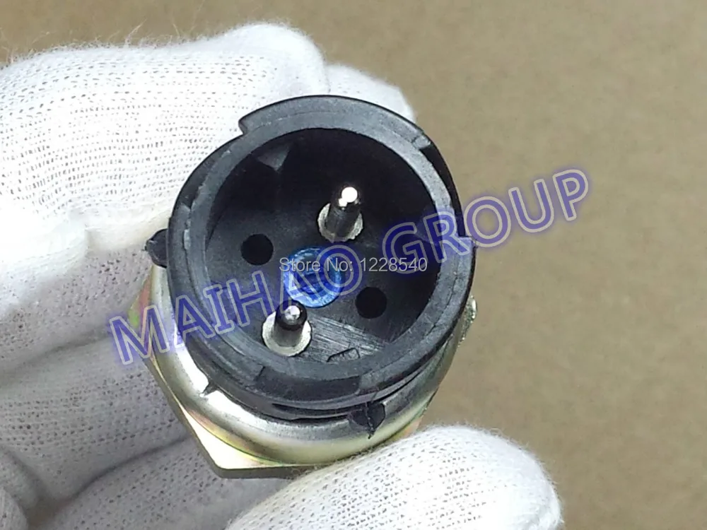 Oil Pressure Sensor 20424051 for Volvo Truck High Quality | Автомобили и мотоциклы