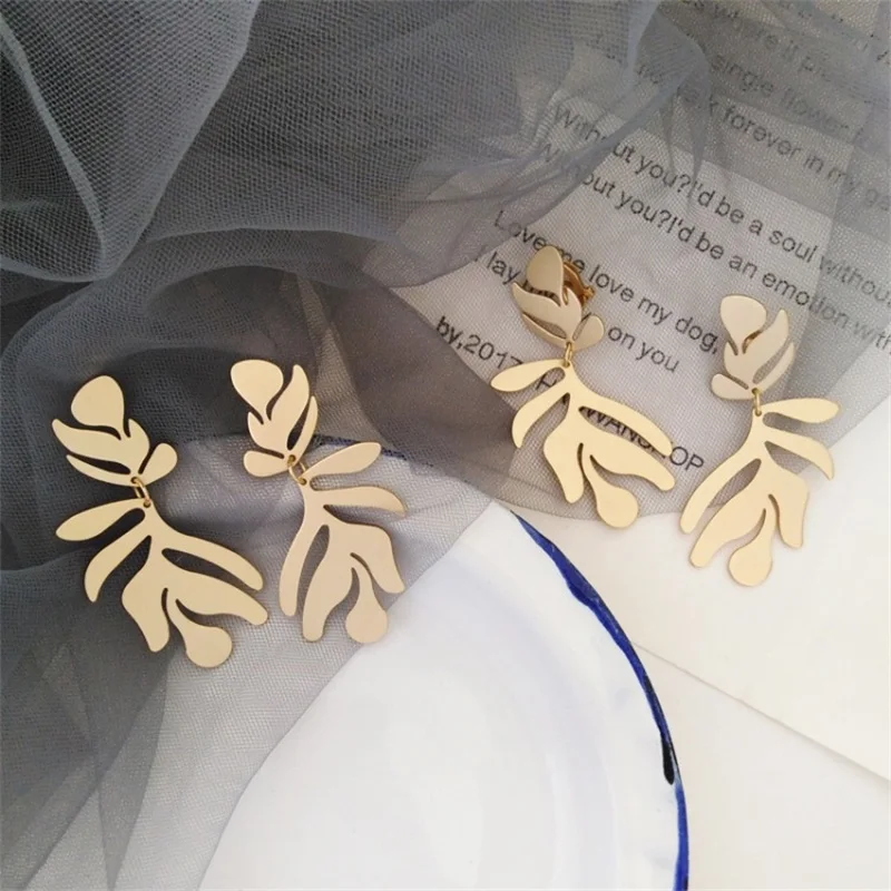 2019 корейская мода дикие нерегулярные листья Длинные Простые Подвесные серьги