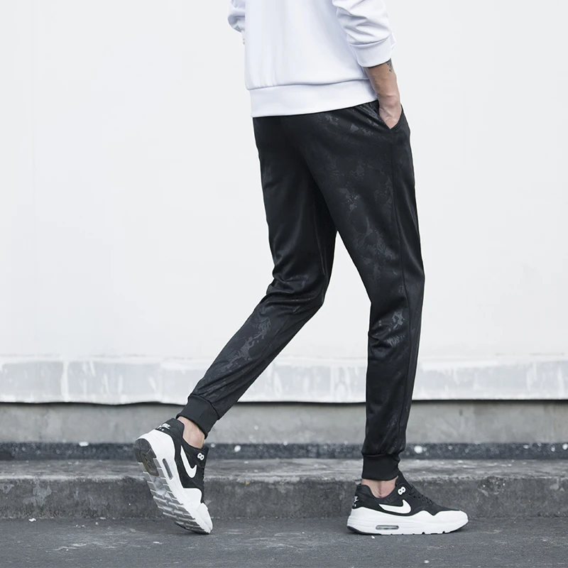 Камуфляжные спортивные штаны Весна лето мужские черные для бега повседневные