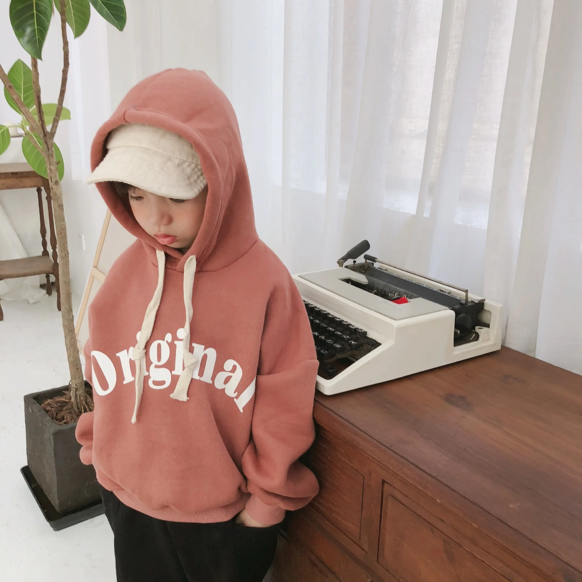 Детские пуловеры толстовка 2018 осень Новые детские с принтом букв свитер футболка для малыша на каждый день