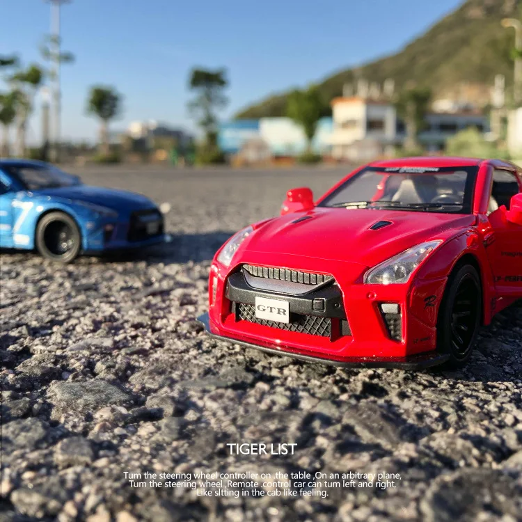 Модель Nissan GTR детская Акустооптическая модель машины из сплава с откидной