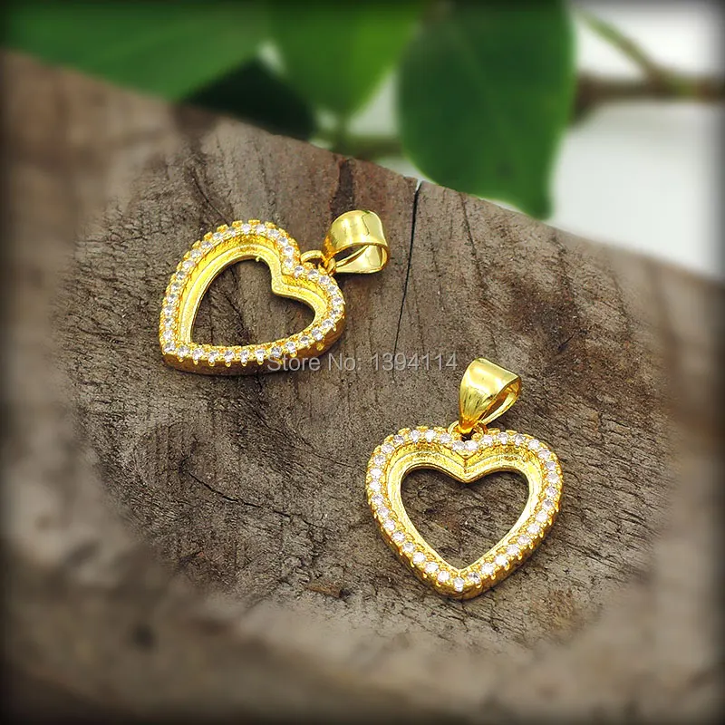 

Микро-закрепка прозрачный CZ полый Шарм в виде сердца золотое покрытие прибл. 15*15 мм