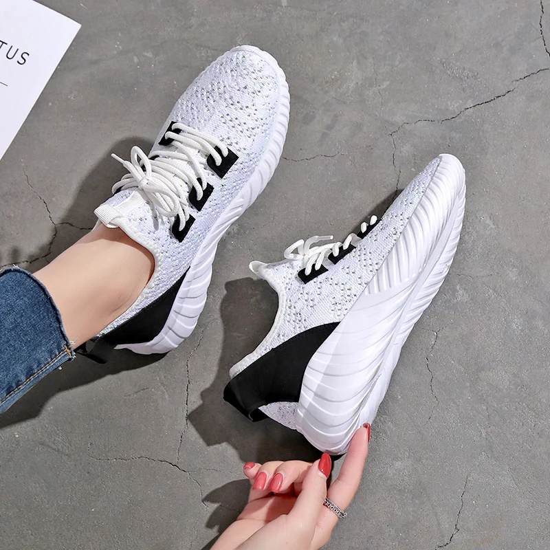 Женская обувь Новинка 2019 года модная tenis feminino легкая дышащая сетчатая женская