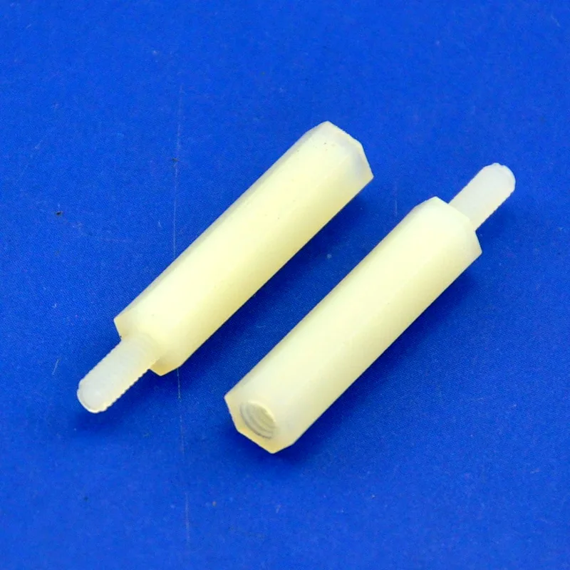 

(1000 ./) 20 /0,79 , M2.5