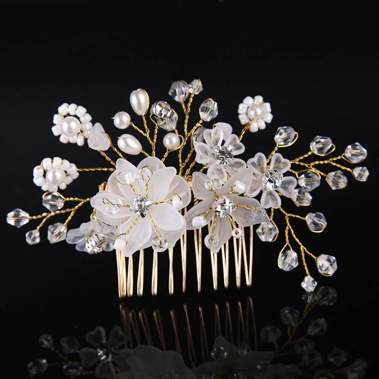 

Floralbride Handmade Alloy Crystal Rhinestones Pearls Flower Leaf Wedding Hair Comb Bridal Headpiece Hair Accessories