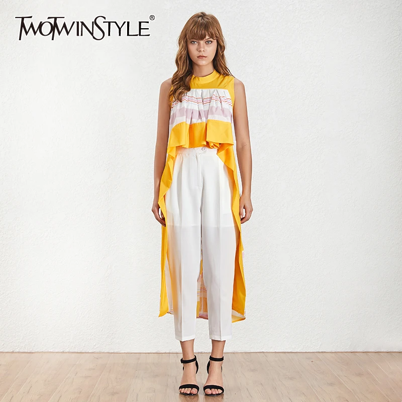 Женская блузка в полоску TWOTWINSTYLE повседневная Асимметричная без рукавов с