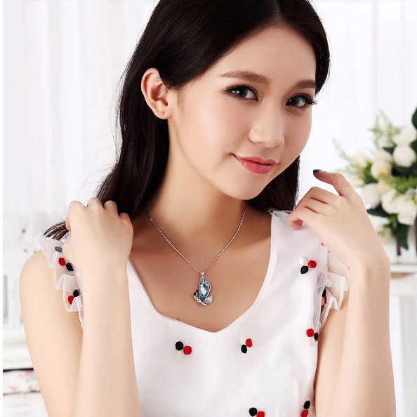 

ANNGILL Beautiful Butterfly Necklaces Full Of Crystals from Swarovski Charm Pendant Necklace For Women Girls Cute Insect Jewelry