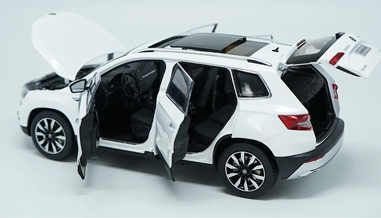 1:18 литая под давлением модель для Skoda KAROQ Sport line оранжевый внедорожник сплав игрушка автомобиль коллекция оригинальная коробка