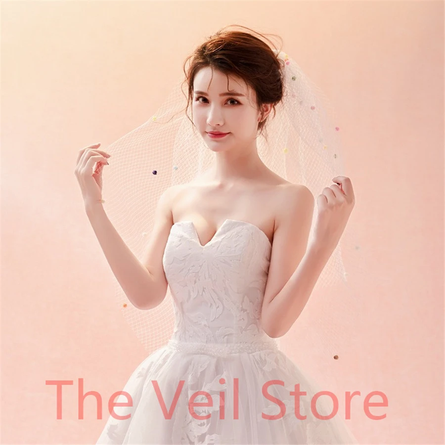 Issy 2 двухслойные Короткие Свадебные вуали с расческой цветные помпоны аксессуары