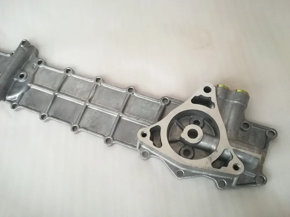 Крышка масляного радиатора для Mitsubishi FUSO FM555 FM557 FK415 FK455 Kato HD800 HD900 6D14 6D15 6D16 6.6L 7.5L |