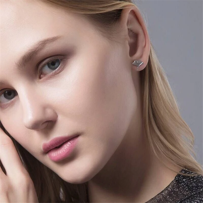 

Ginkgo Biloba Stud Earrings Party Engagement Jewelry Simple Lovely Women Stud Earring hot offer free shippin