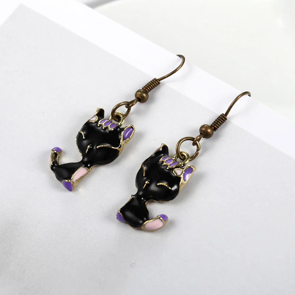 Европейские и американские модные простые серьги в стиле ретро с рисунком