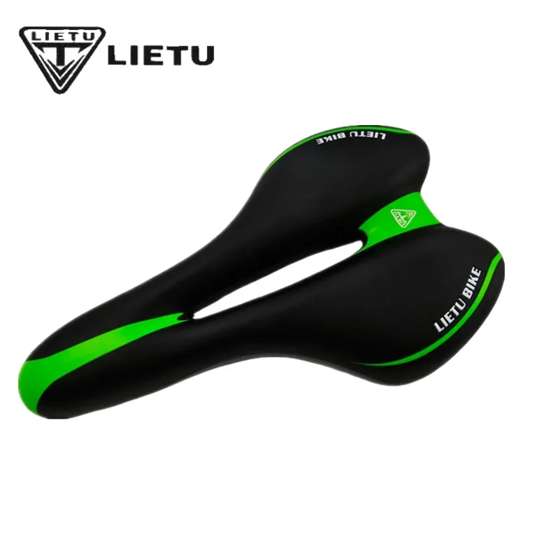 Велосипедное седло LIETU среднее ажурное из волокна для горного велосипеда