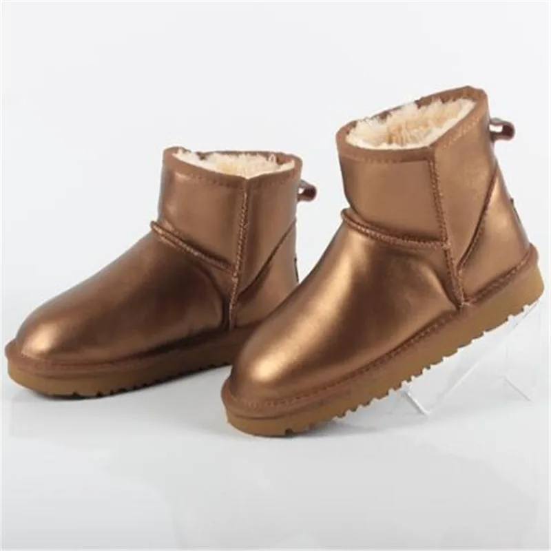 Женские зимние ботинки из кожи белые черные розовые красные серые с плюшевой