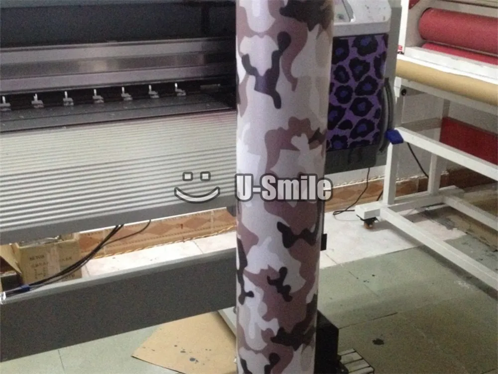 Камуфляжная виниловая пленка с изображением коричневого тигра черная