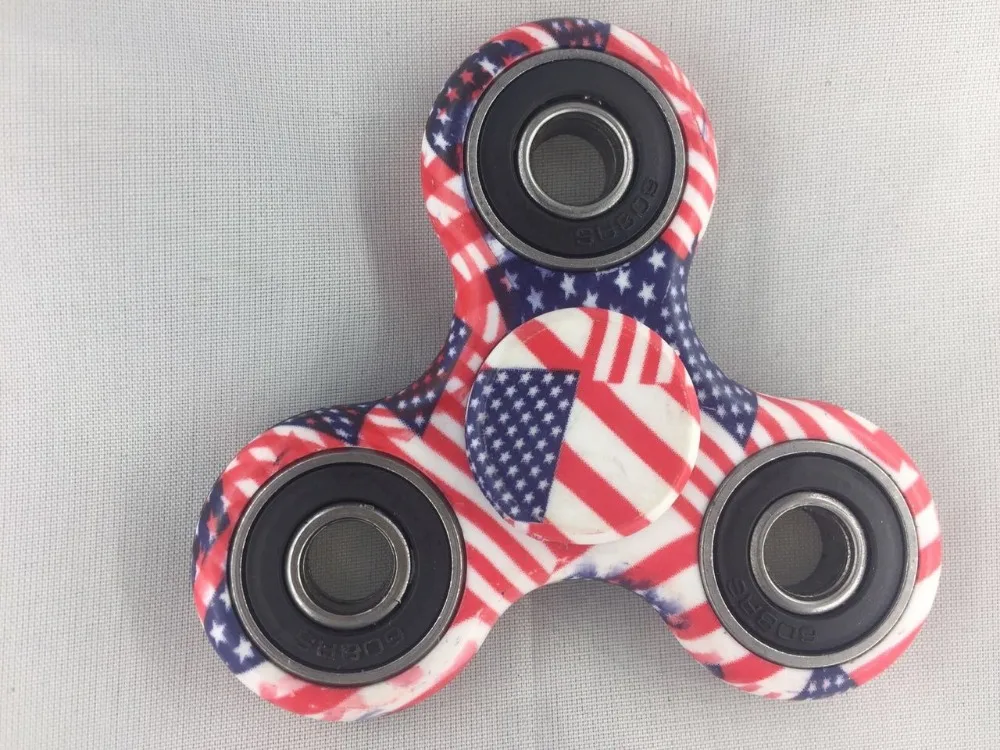 спинер Ручной блесны Непоседа figet палец spiner сома figit EDC Tri-Spinner игрушка carki handspinner