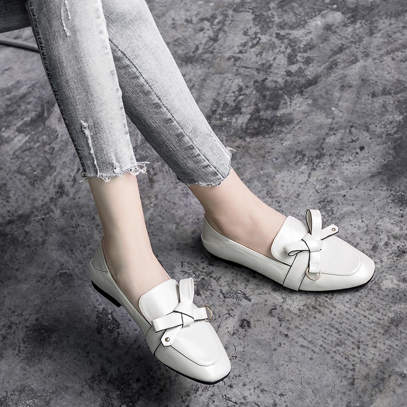Женские кожаные туфли на плоской подошве эспадрильи с квадратным носком и бантом
