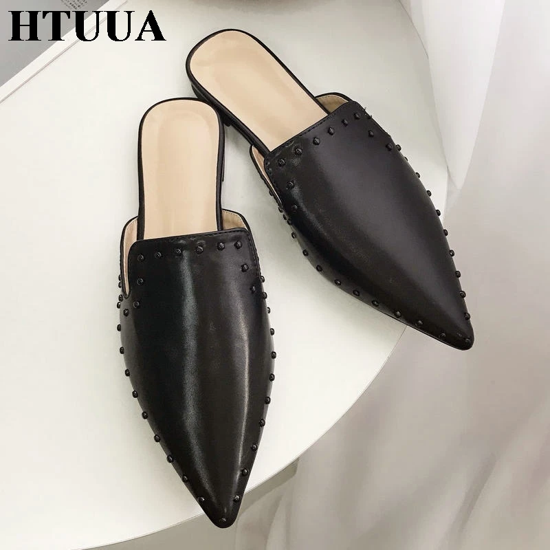 HTUUA/Коллекция года; белые женские шлепанцы с заклепками; туфли без задника на плоской подошве с острым носком; сезон весна-лето; женские босоножки без застежки; SX2586