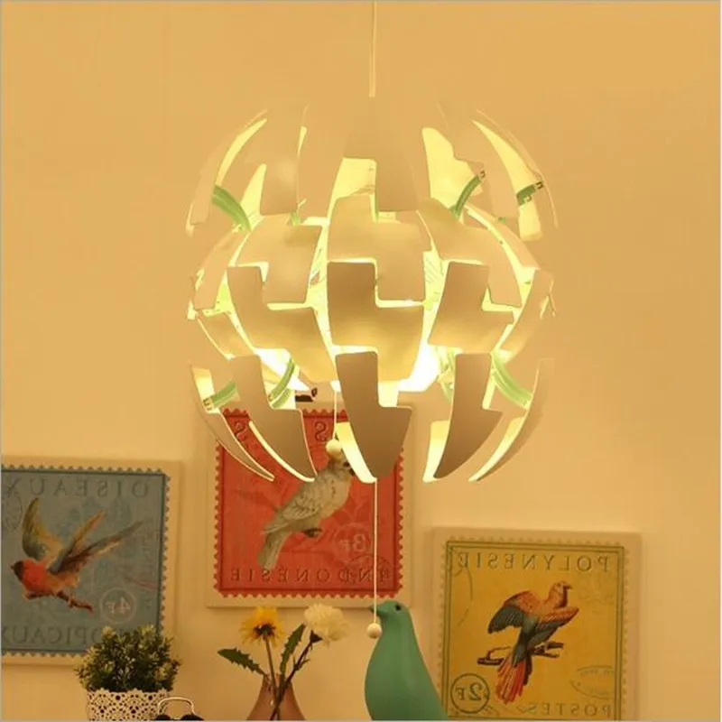 Дизайнерский подвесной светильник сделай сам из ПВХ с шариками морфа для