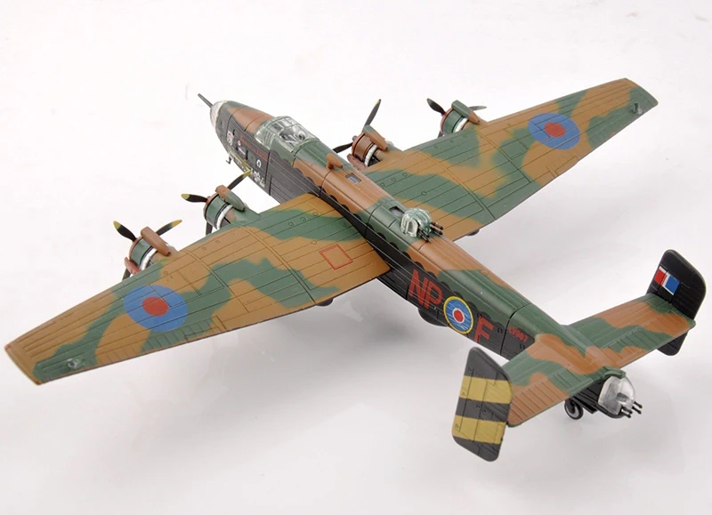 

1/144 WWII Royal Air Force Bomber UK 1944 Handley Page Halifax B.Mk III Fighter Model for Children Collection Gift