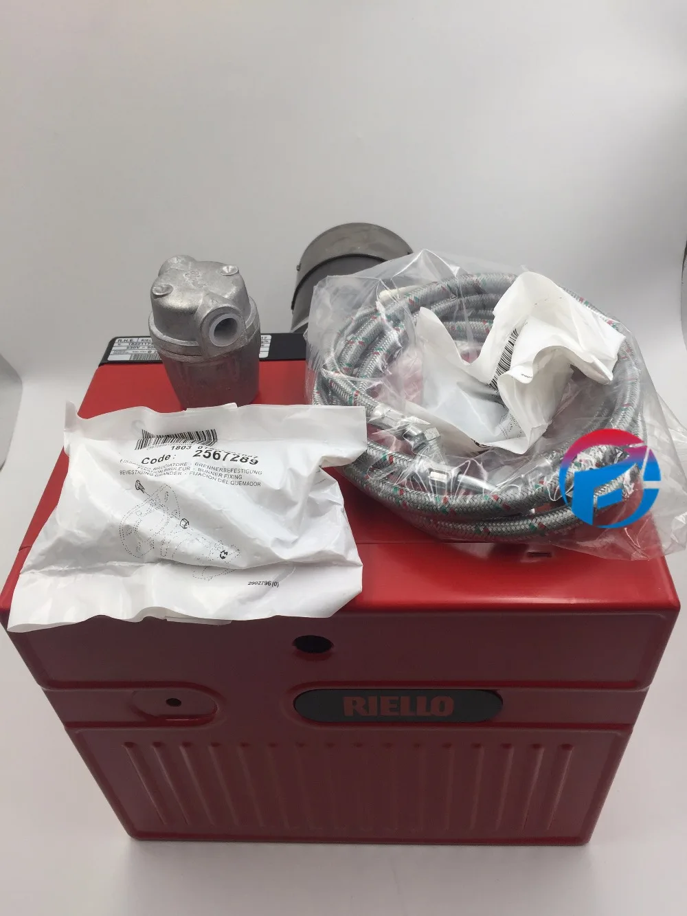 Одноступенчатый светильник RIELLO 40G20LC горелка для масляного котла 95 213KW 8 18 кг/ч