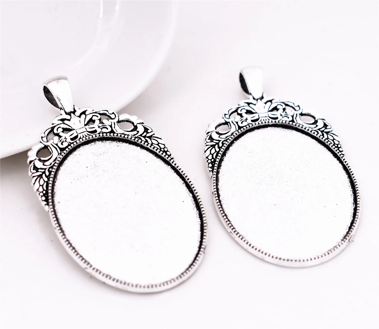 

4pcs 30x40mm Inner Size Antique Silver Plated Simple Style Cabochon Base Cameo Setting Charms Pendant-A1-31