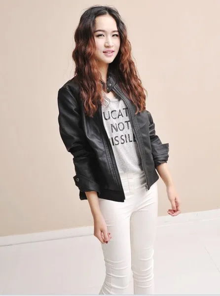 Модная женская мотоциклетная кожаная куртка короткая мягкая удобная