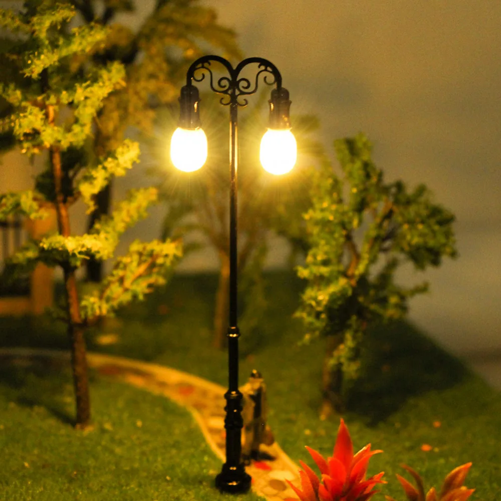 5pcs OO HO N Scale Lamp Post Two-heads Street Lights Model Railway LEDs Warm White LQS72 | Игрушки и хобби