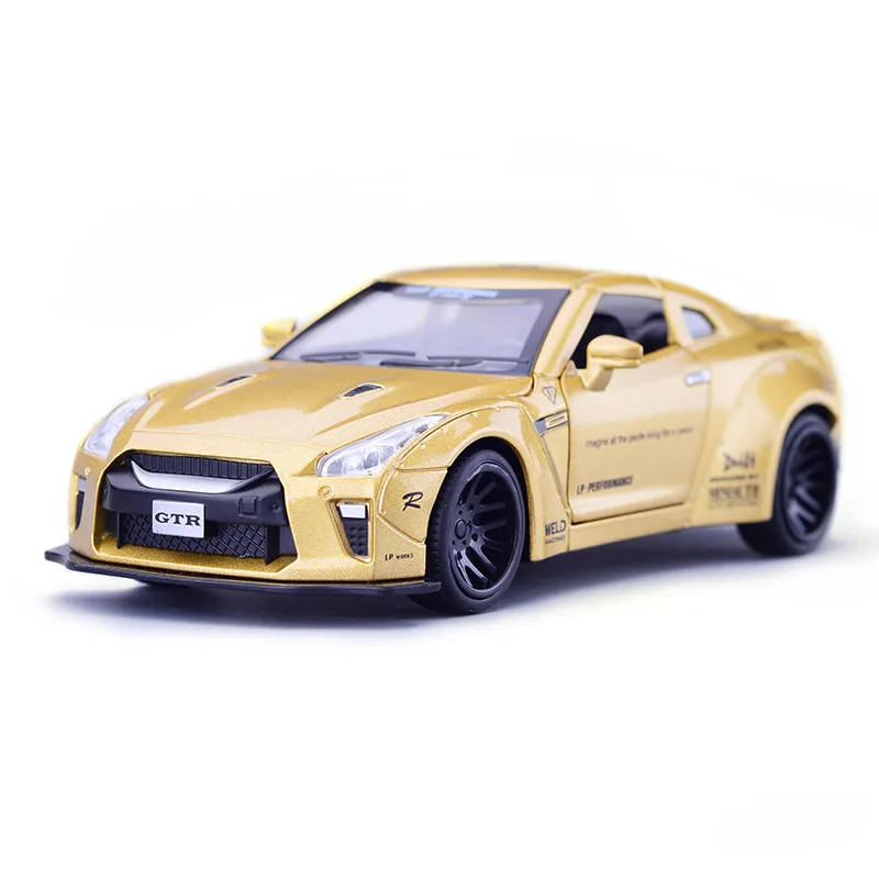 Модель спортивного автомобиля GTR 1:32 модель литая из металлического сплава