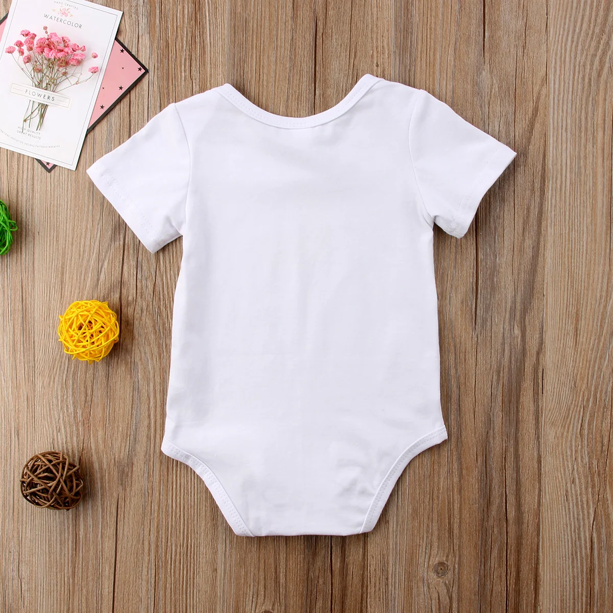 Боди с короткими рукавами для новорожденных мальчиков и девочек изображением