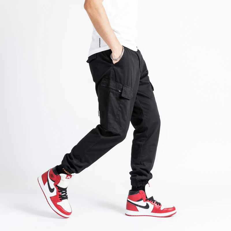 Джинсы мужские свободного покроя с большими карманами модные штаны-карго в