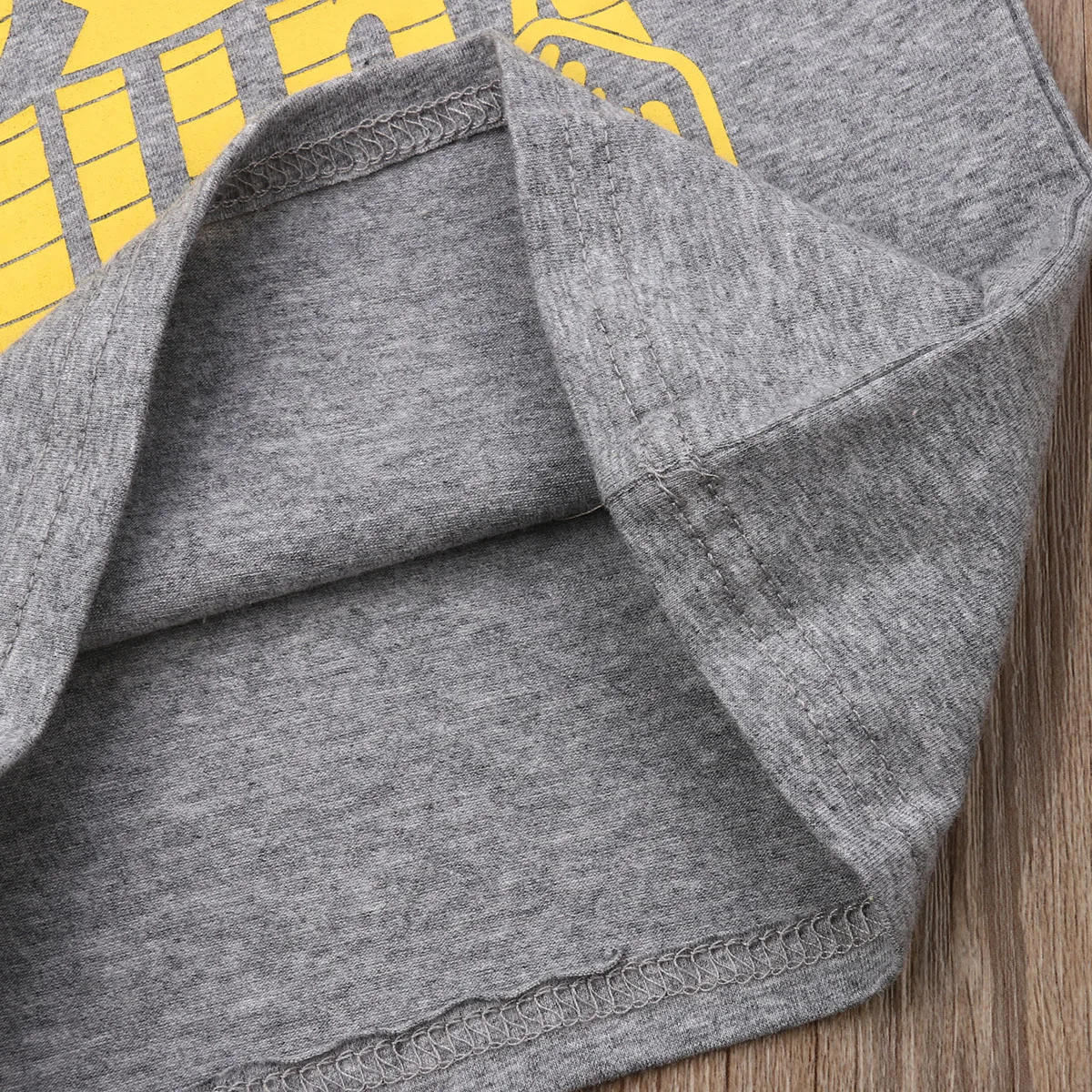 Топ для маленьких мальчиков с принтом suns | Мать и ребенок