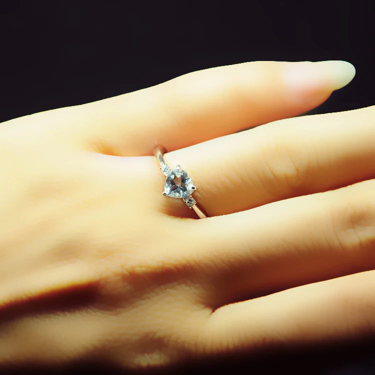 Женское Открытое кольцо из серебра 925 пробы с аквамарином | Украшения и