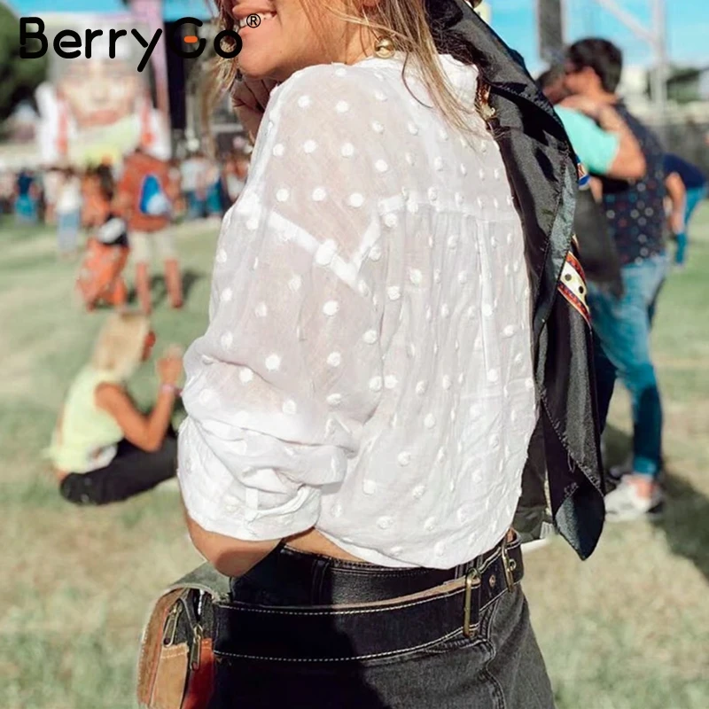 Женская пляжная блузка BerryGo с длинным рукавом и треугольным вырезом в горошек