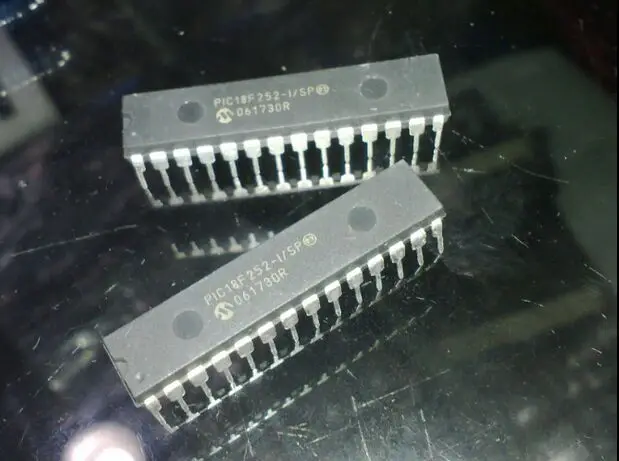 PIC18F252-I/SP 18F252 PIC18F252 DIP28 10 шт./лот Бесплатная Доставка | Электронные компоненты и