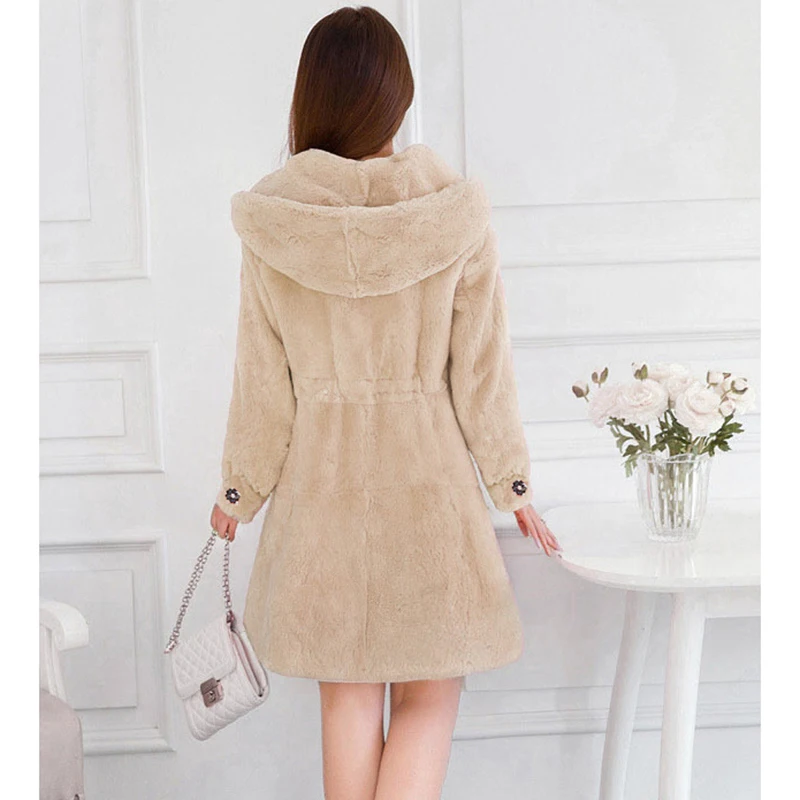 Новинка 2018 зимнее меховое пальто женская теплая Толстая куртка с капюшоном