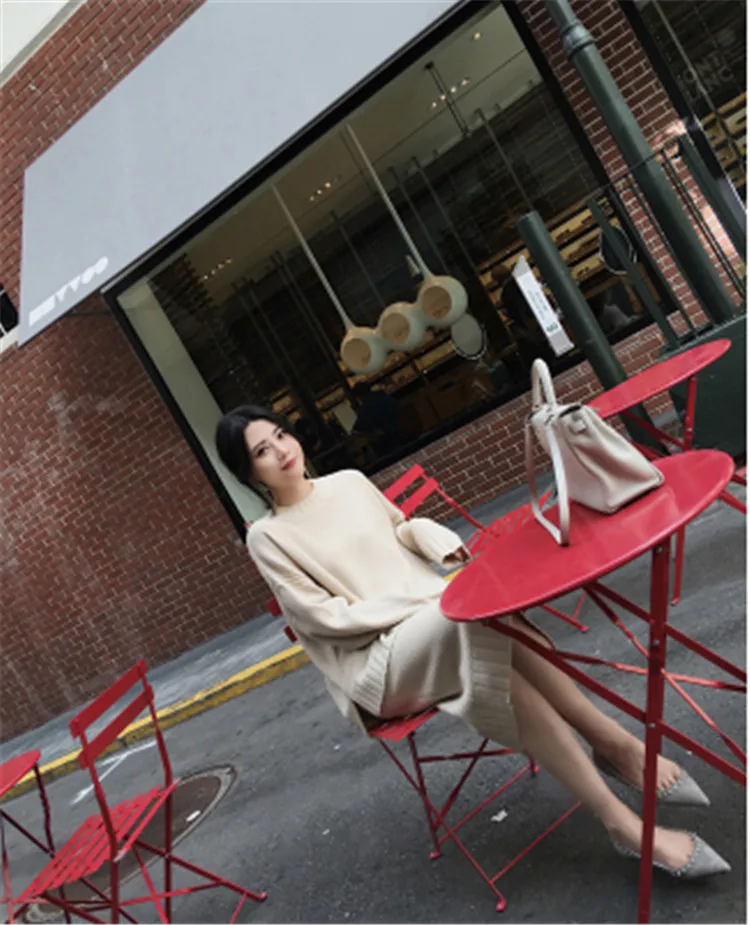 Женское трикотажное платье-свитер с круглым вырезом однотонный свободный свитер